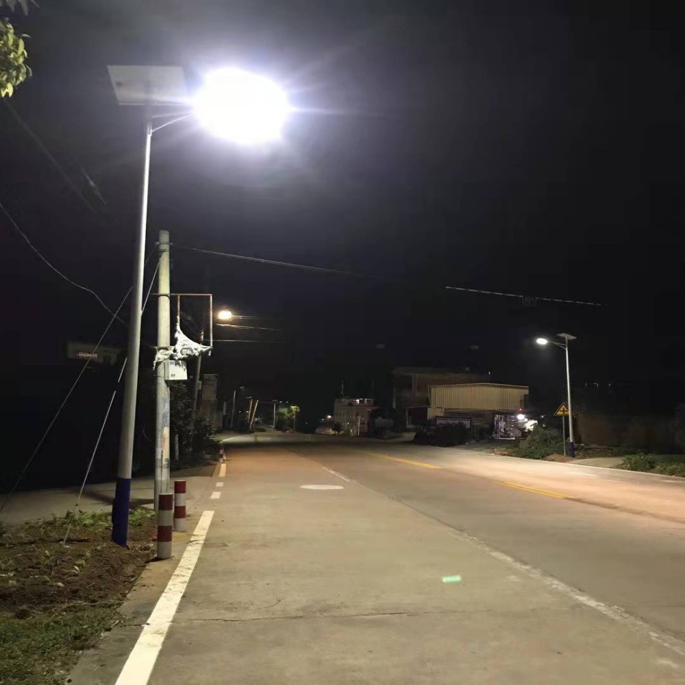 Durée de vie et entretien des lampadaires solaires